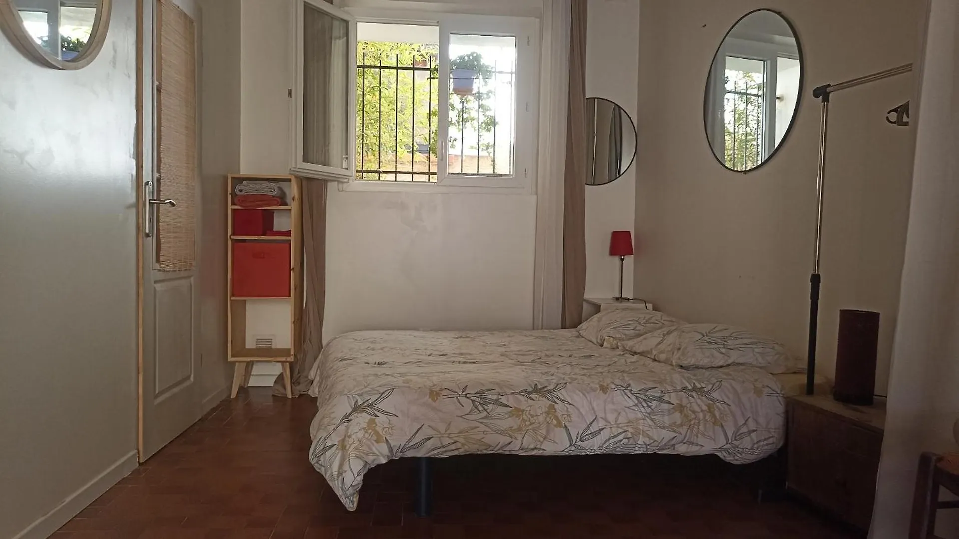Studio Prive - Maison De Village Valensole Apartment